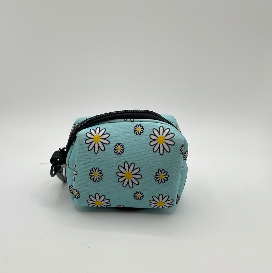 Daisy Poop Bag Holder - Flowers Design